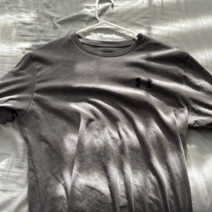 Plain under armor shirt
